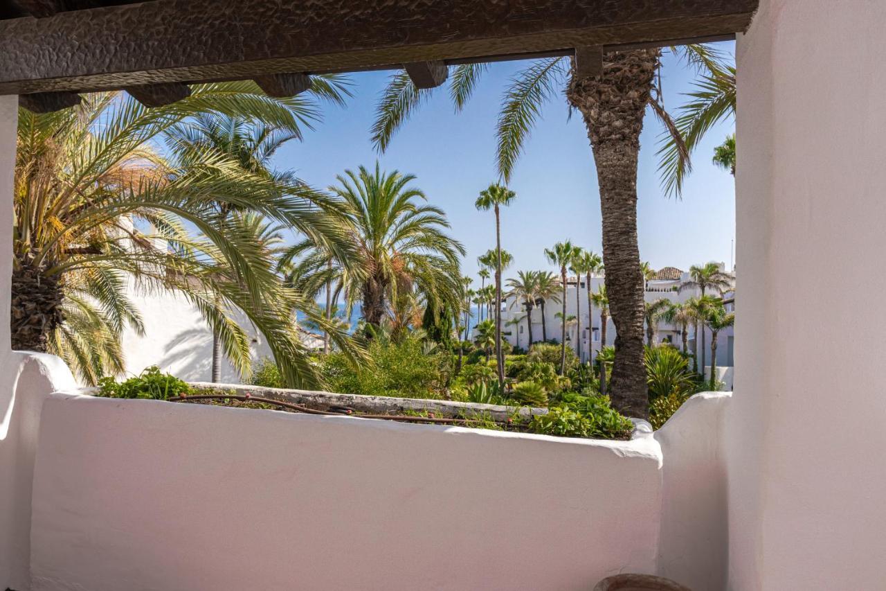 Appartamento Luxurious penthouse in Ventura del Mar, Puerto Banus. Marbella Esterno foto