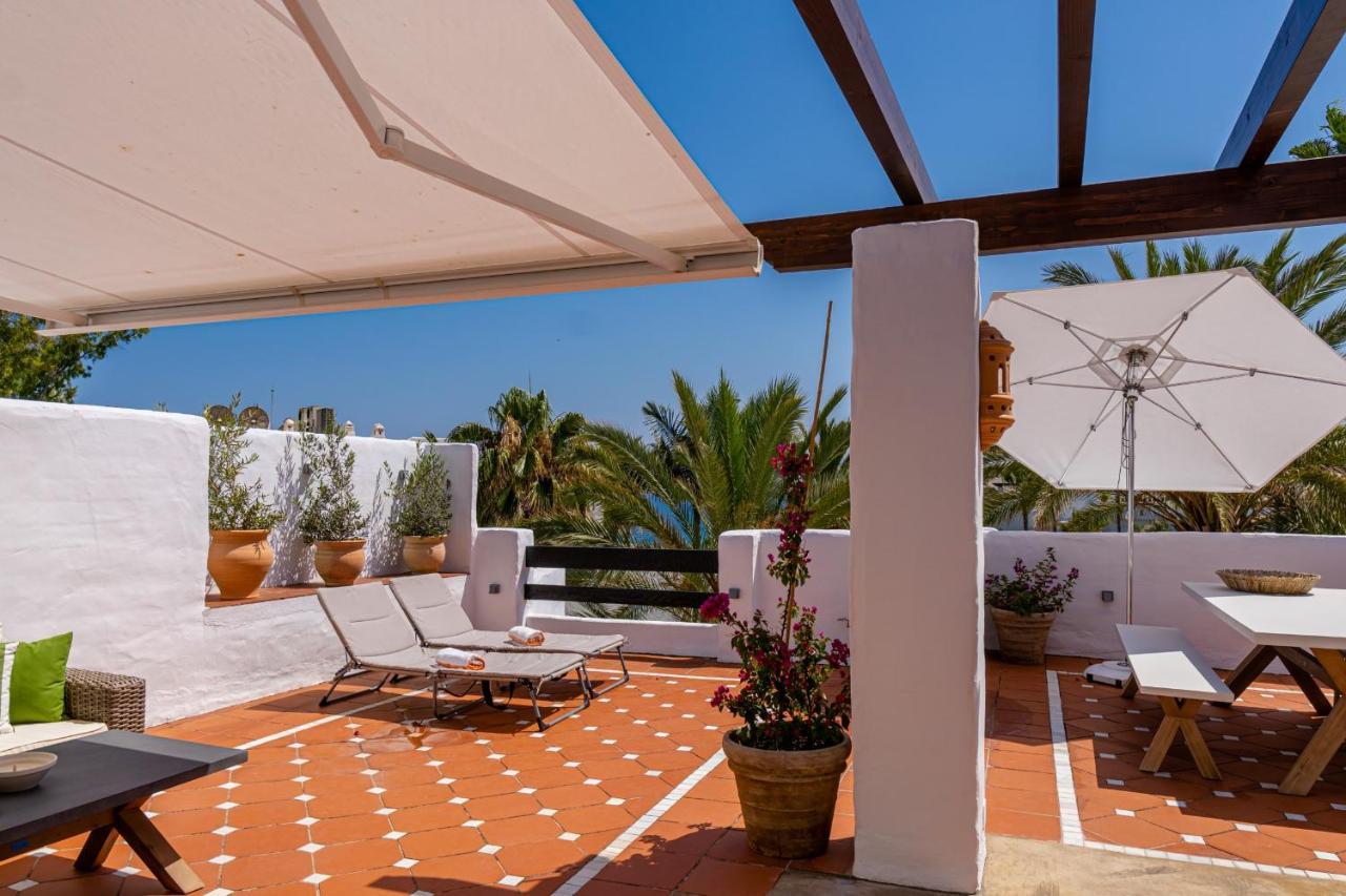 Appartamento Luxurious penthouse in Ventura del Mar, Puerto Banus. Marbella Esterno foto