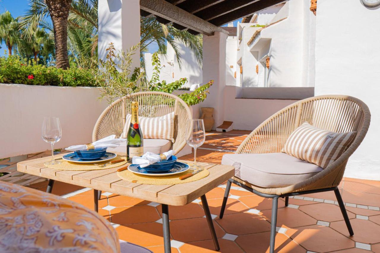 Appartamento Luxurious penthouse in Ventura del Mar, Puerto Banus. Marbella Esterno foto